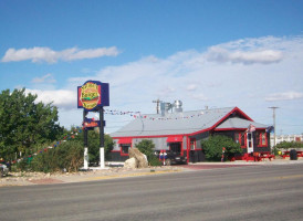 Nation's Burger Station outside