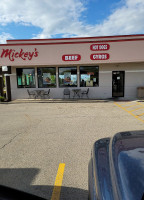 Mickey's Gyros Bolingbrook inside