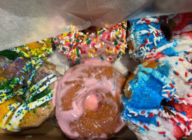 Tastee Donuts food