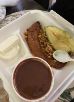 Sabor Salvadoreño Corp food