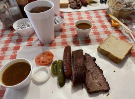 Cottons Bbq Eatery food