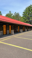 Cranberry Inn outside