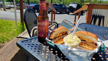 Bainbridge Inn food