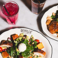 Deville Dinerbar food