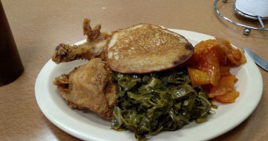 Jackson's Soul Food Kitchen food