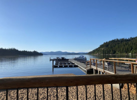 Cavanaugh's Priest Lake outside