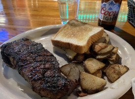 Ludlow's Steak House And Lounge food