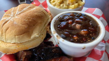 Morrell's Bbq food