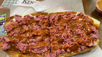 Tessi’s Pizza Roast Beef food