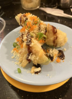 Sushi Komi food