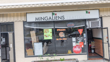 Mingaliens Trattoria outside