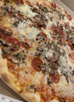 Two Cousins Pizza Italiano food