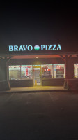 Bravo Pizza food