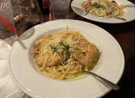 Lazzaro's Italian Bistro food