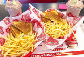 Freddy's Frozen Custard Steakburgers food