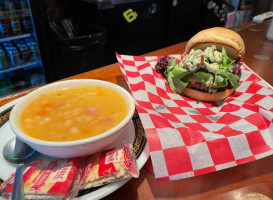 Misty's Saloon Verdigre Ne food