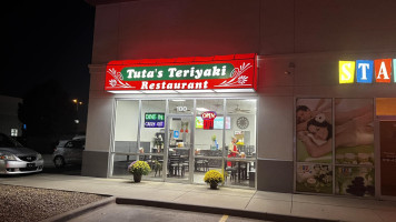 Tuta's Teriyaki food