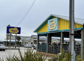 Islander Food Shack outside