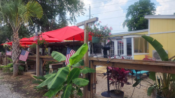 Johnny B’s Front Porch, Lillian,al outside