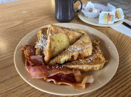 Ludlow Cafe food