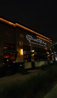 The Cheesecake Factory outside