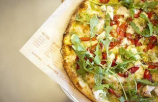 Blaze Pizza food