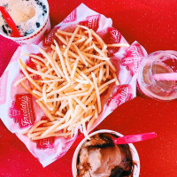 Freddy's Frozen Custard Steakburgers food