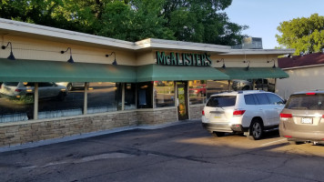 Mcalister's Deli outside