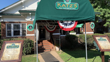 The Cafe At 32 Toccoa (formerly Katz Deli) food