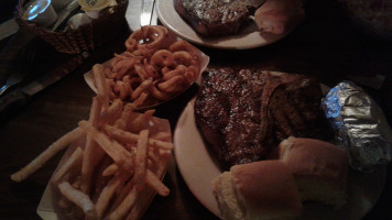 Tailgaters Steakhouse food