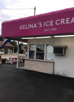 Michael Gelina's Ice Cream outside