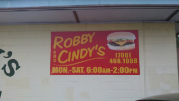 Robby And Cindy's Cafe outside