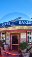 Gold Coast Coffee Bakery outside