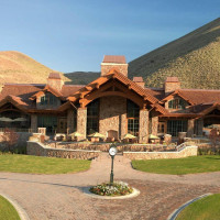 Sun Valley Club outside