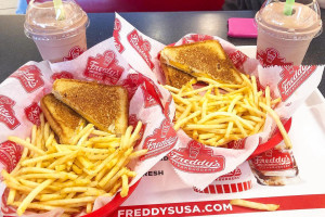 Freddy's Frozen Custard Steakburgers food