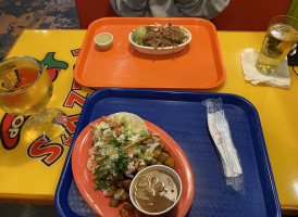 Fuzzy's Taco Shop food