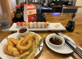 Avocado Roll Sushi food