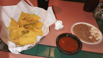 Los Dos Amigos Hacienda food