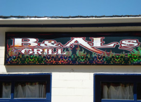 B Al's Grill inside