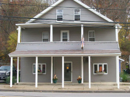 Charley's Friendly Tavern outside