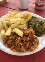 Pea Ridge B Que food