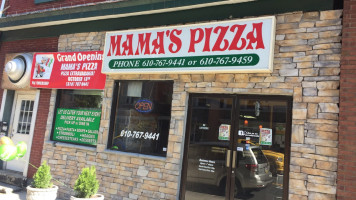 Mama's Pizza In Slatington outside