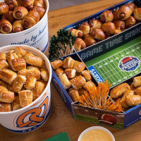 Auntie Anne's food