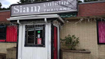 Siam Cuisine outside