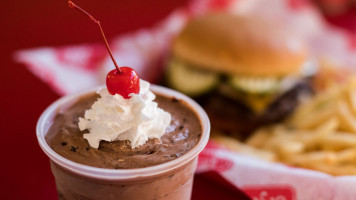 Freddy's Frozen Custard Steakburgers food