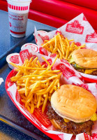 Freddy's Frozen Custard Steakburgers food