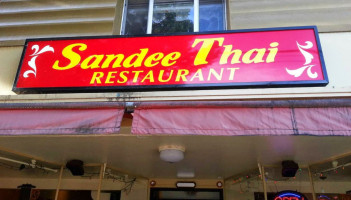 Sandee Thai food