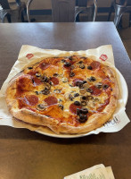 Mod Pizza food