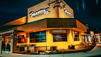 Seasons 52 food