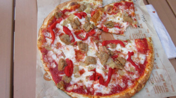 Blaze Pizza food